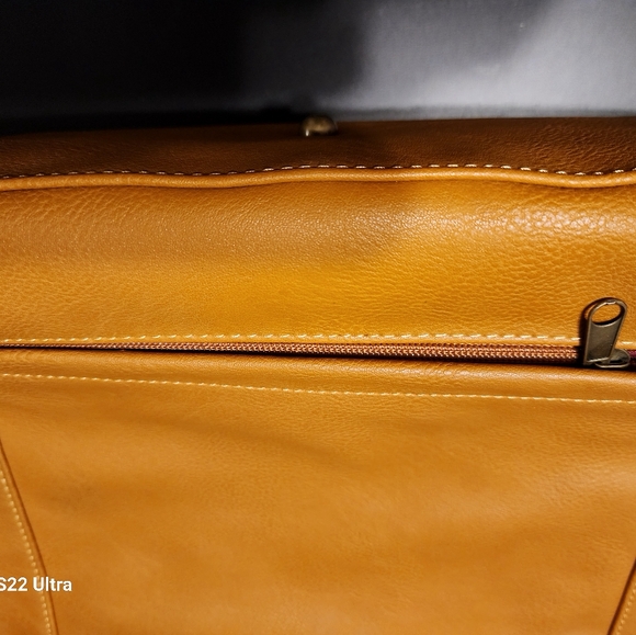 Women's Laptop purse Designed by Solo New York - Picture 8 of 16